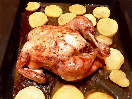 Sarımsaklı Bütün Tavuk