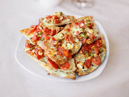 Pideden Peynirli Bruşetta