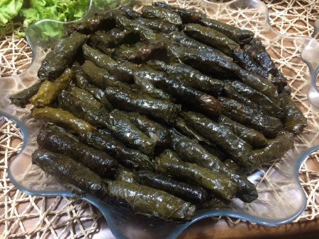 Zeytinyağlı Ayvalı Yaprak Sarma