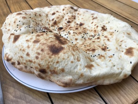 Tavada Lavaş Ekmeği