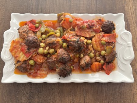 Sebzeli Fırın Köfte