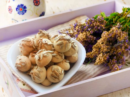 Çekirdekli Kurabiye