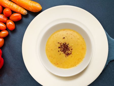 Domatesli Havuç Çorbası
