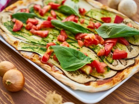 Etsiz Patlıcan da Oluyormuş Dedirten 8 Enfes Tarif