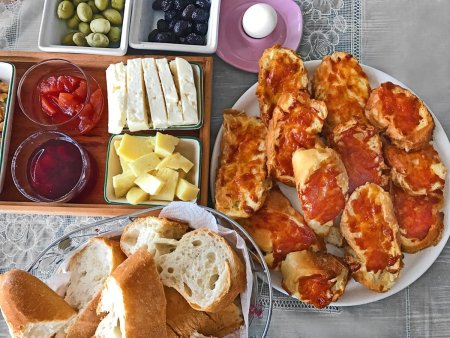 Fırında Soslu Ekmek