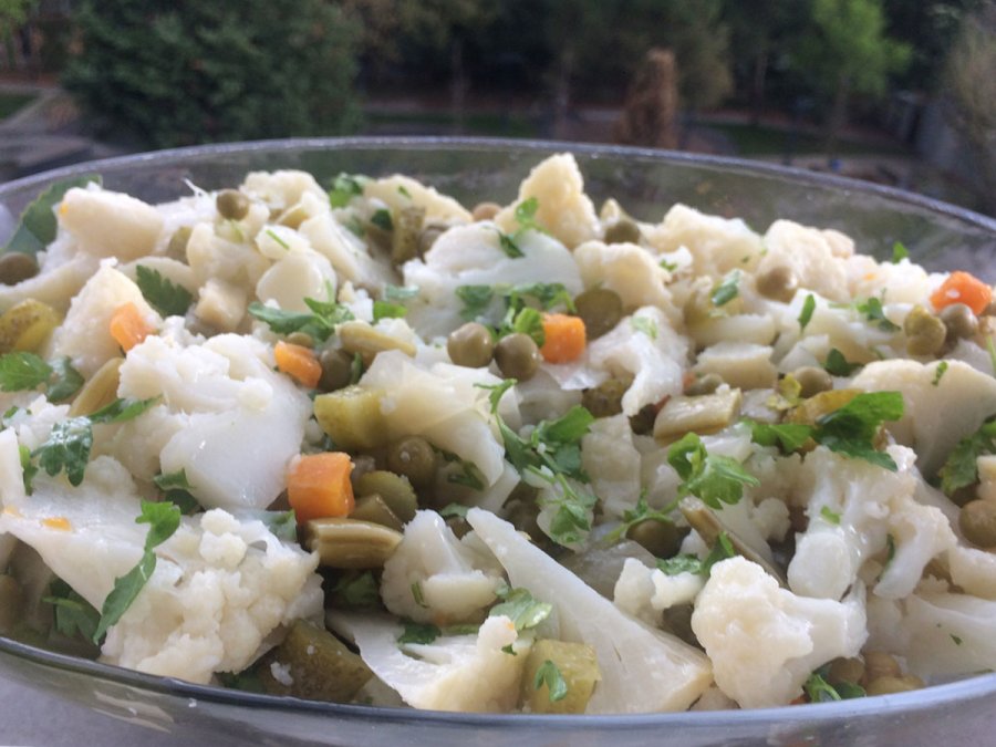 Garnitürlü Karnabahar Salatası