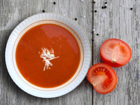 Havuçlu Domates Çorbası