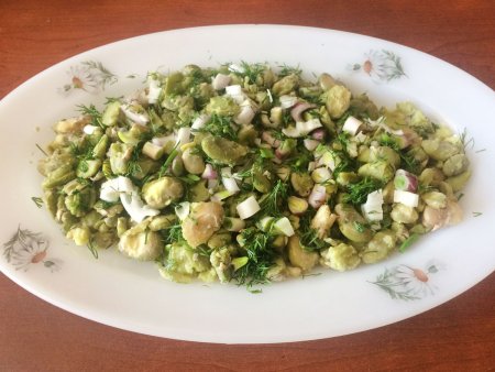 İç Bakla Salatası