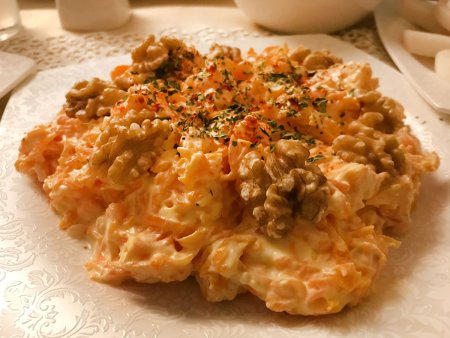 Kerevizli Havuç Salatası