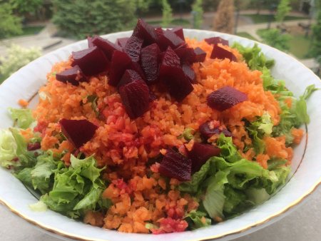 Pancarlı Kıvırcık Salata