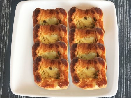 Peynirli Kare Poğaça