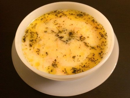 Sarımsaklı Arpa Şehriye Çorbası