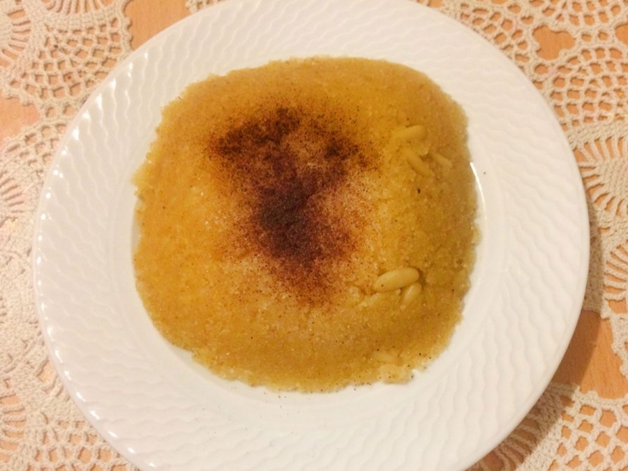 Tarçınlı İrmik Helvası