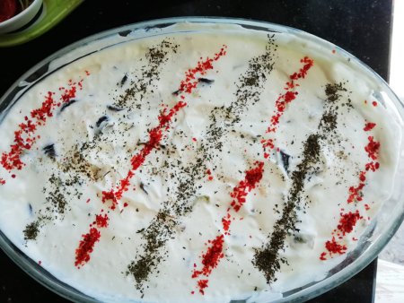 Yoğurtlu Kuru Biber Kızartması