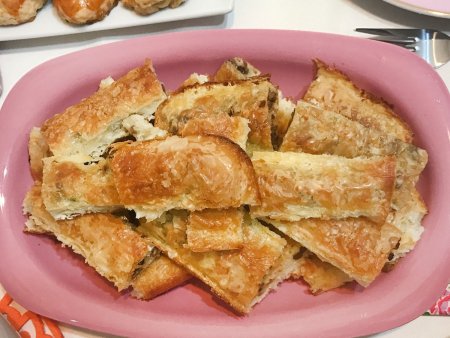  Yufkalı Sarıyer Böreği